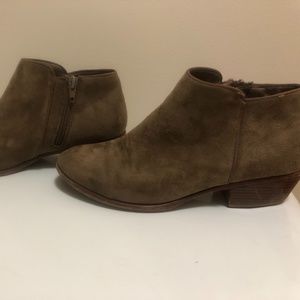 Women's Suede Tan Booties, 6.5